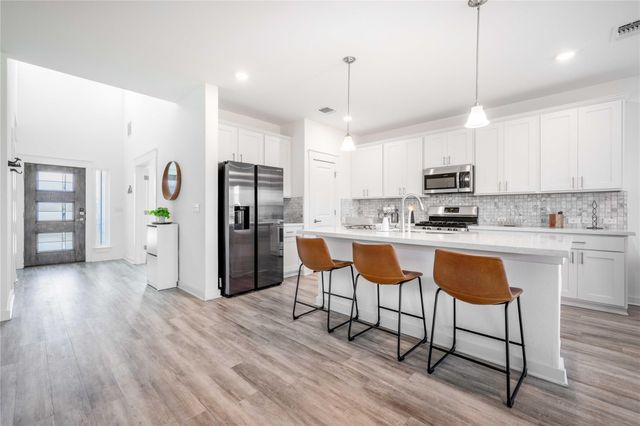 15309 Grenadine Bloom CV, Del Valle, TX 78617