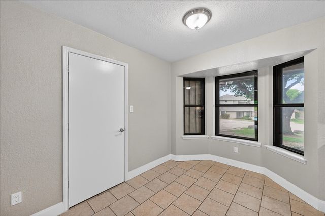 2026 Sheriff Drive, Grand Prairie, TX 75051