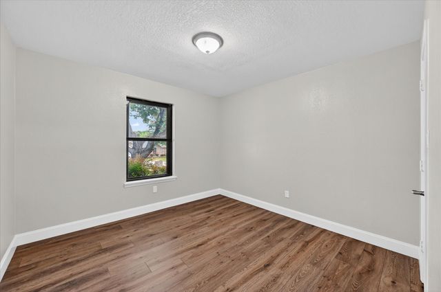 2026 Sheriff Drive, Grand Prairie, TX 75051