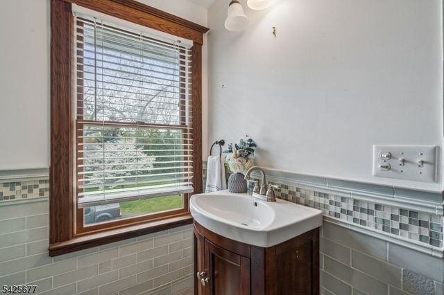 1644 Springfield Ave, New Providence Boro, NJ 07974