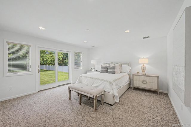 16 Cross Bow Lane, Commack, NY 11725