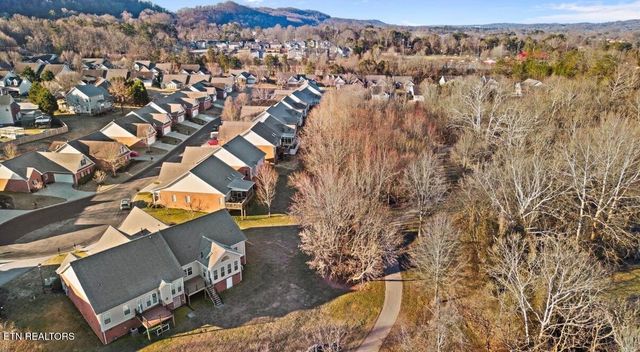 4651 Oak Meadow Way, Knoxville, TN 37918