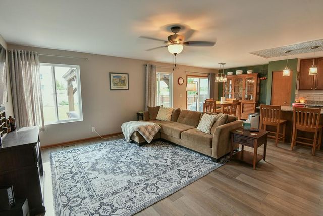 6127 115th AVENUE, Kenosha, WI 53142