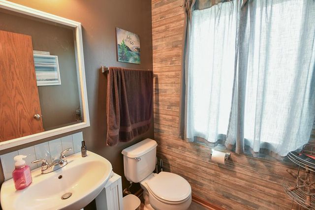 6127 115th AVENUE, Kenosha, WI 53142
