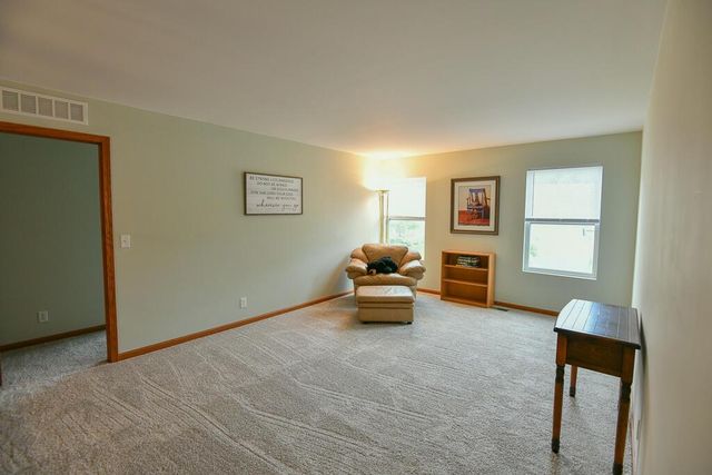 6127 115th AVENUE, Kenosha, WI 53142