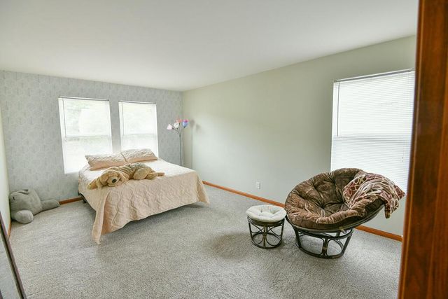 6127 115th AVENUE, Kenosha, WI 53142