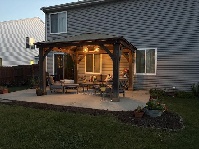 6127 115th AVENUE, Kenosha, WI 53142