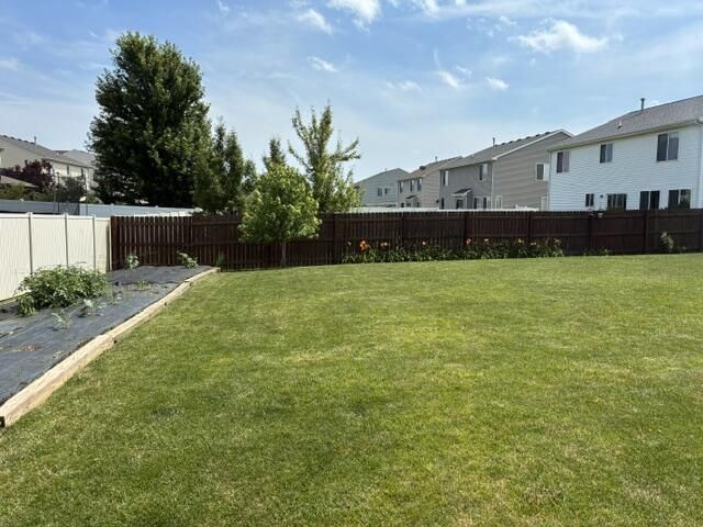 6127 115th AVENUE, Kenosha, WI 53142