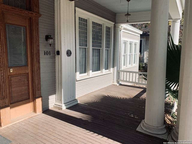 429 W Mistletoe Ave Apt 101, San Antonio, TX 78212
