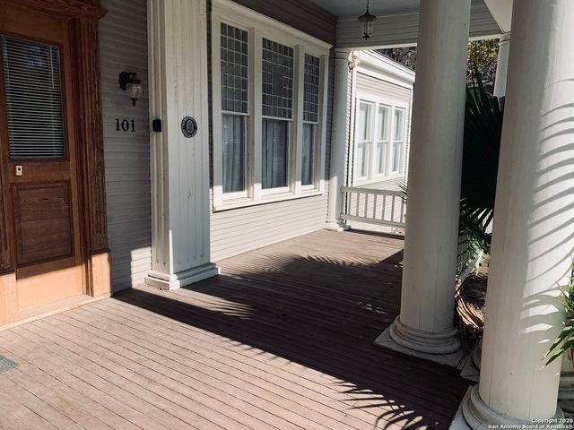 429 W Mistletoe Ave Apt 101, San Antonio, TX 78212