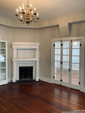 429 W Mistletoe Ave Apt 101, San Antonio, TX 78212
