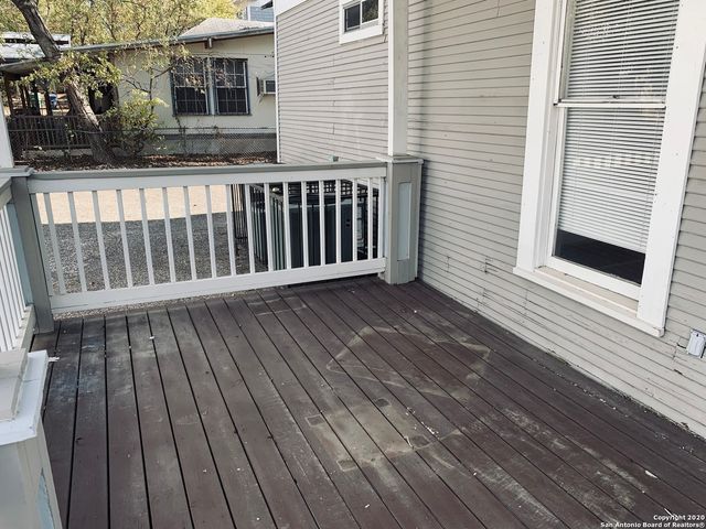 429 W Mistletoe Ave Apt 101, San Antonio, TX 78212