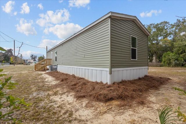 1231 NW 11TH DRIVE, Chiefland, FL 32626