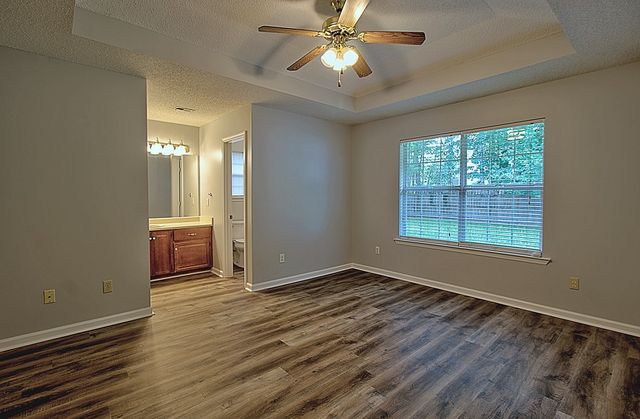 210 Easy Street, Hinesville, GA 31313