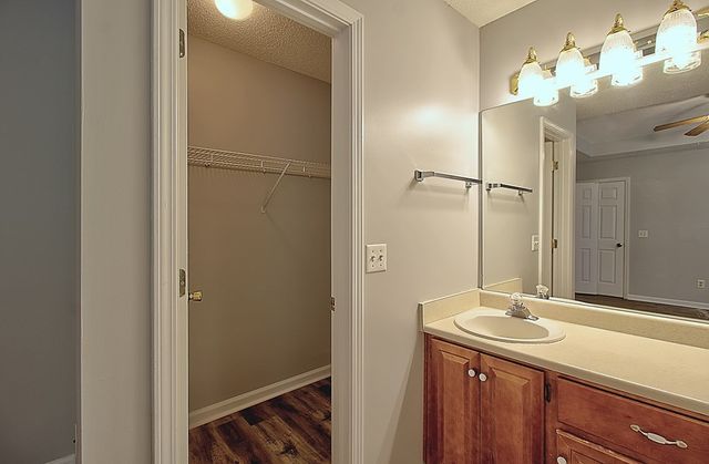 210 Easy Street, Hinesville, GA 31313