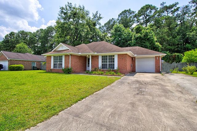 210 Easy Street, Hinesville, GA 31313