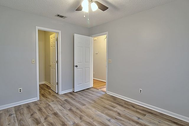 210 Easy Street, Hinesville, GA 31313