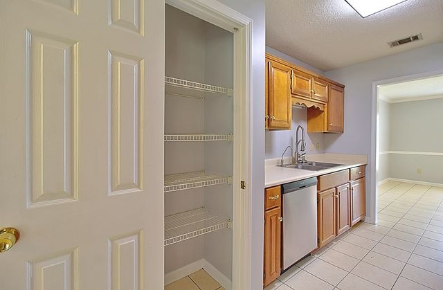 210 Easy Street, Hinesville, GA 31313