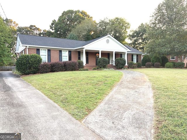 205 Maplewood Drive SE, Rome, GA 30161
