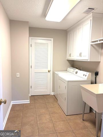 205 Maplewood Drive SE, Rome, GA 30161