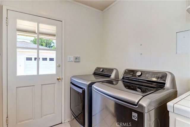 317 N Beachwood Avenue, Burbank, CA 91506