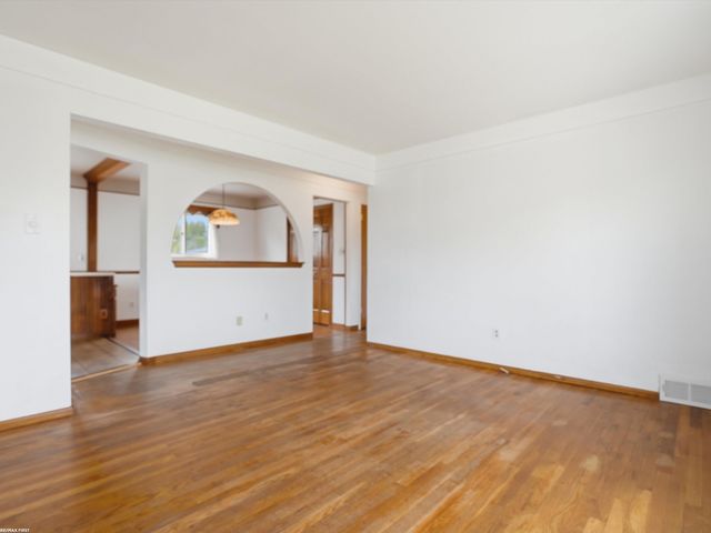 21620 Francis Street, St Clair Shores, MI 48082