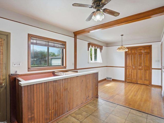 21620 Francis Street, St Clair Shores, MI 48082