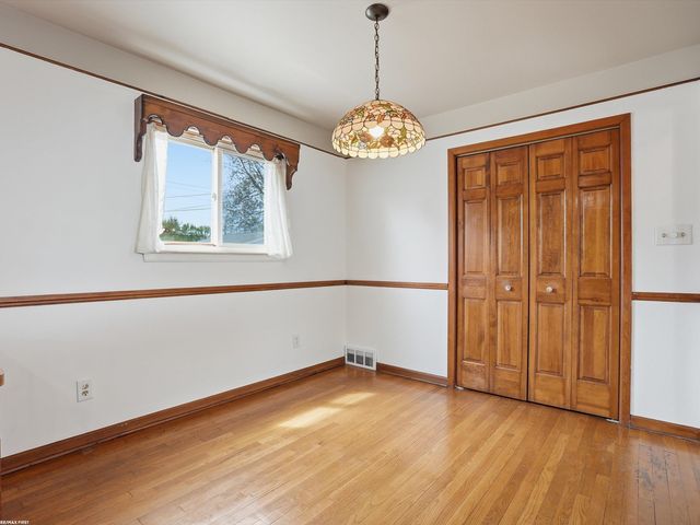 21620 Francis Street, St Clair Shores, MI 48082
