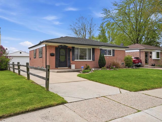21620 Francis Street, St Clair Shores, MI 48082