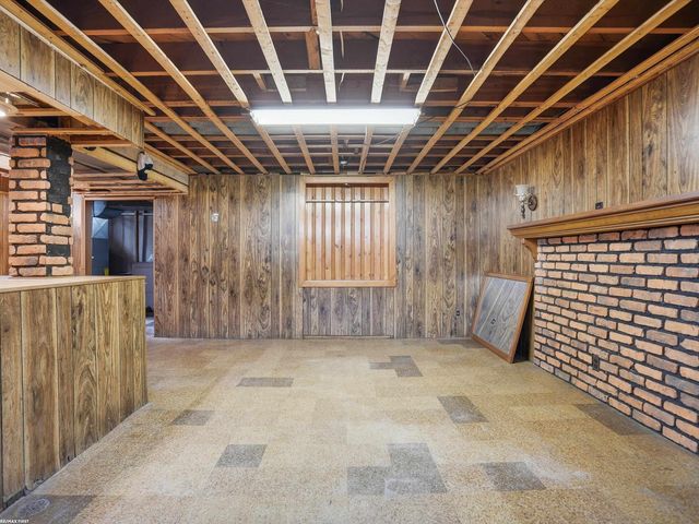 21620 Francis Street, St Clair Shores, MI 48082