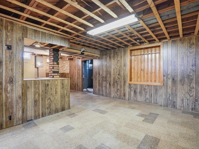 21620 Francis Street, St Clair Shores, MI 48082