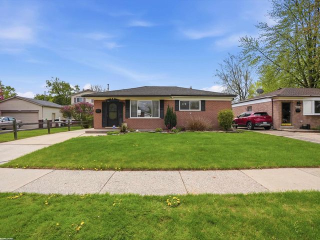 21620 Francis Street, St Clair Shores, MI 48082