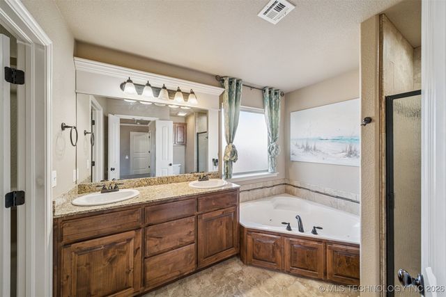 21078 S Hariston Street, Claremore, OK 74019