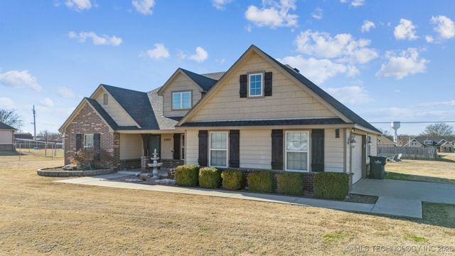 21078 S Hariston Street, Claremore, OK 74019