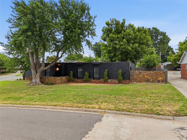 2904 Robin Road, Midwest City, OK 73110