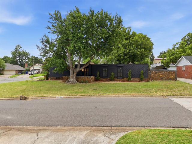 2904 Robin Road, Midwest City, OK 73110