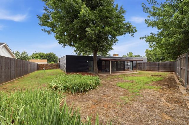 2904 Robin Road, Midwest City, OK 73110