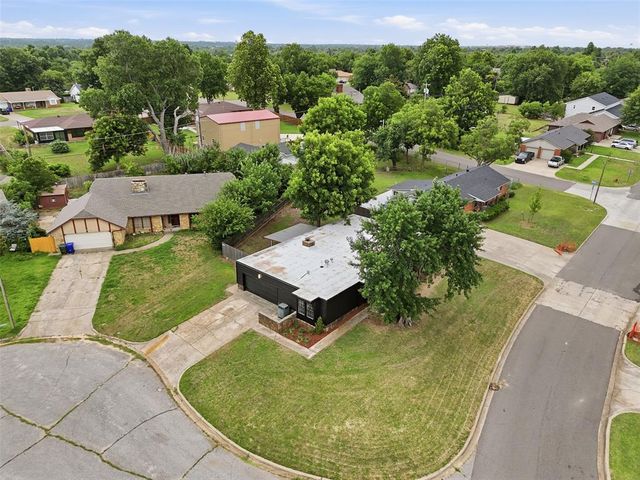 2904 Robin Road, Midwest City, OK 73110
