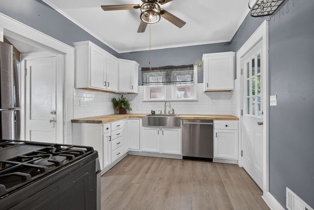 4533 13th Avenue, Rock Island, IL 61201