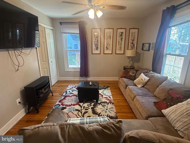 6608 ORLAND ST, Falls Church, VA 22043