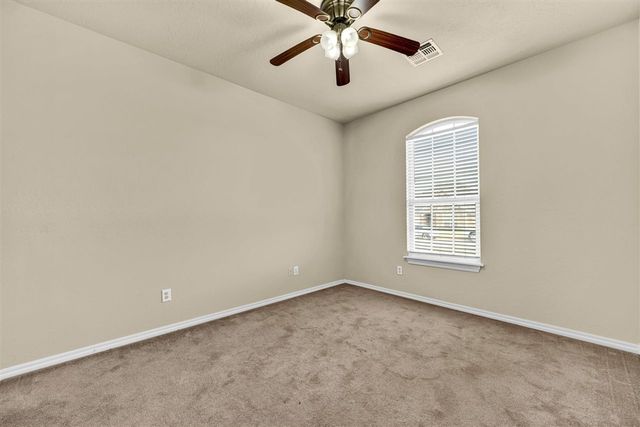 8113 SW Cherokee Ave, Lawton, OK 73505