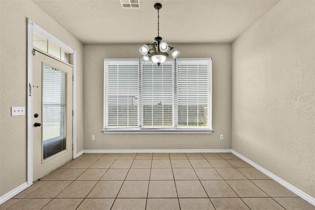 8113 SW Cherokee Ave, Lawton, OK 73505