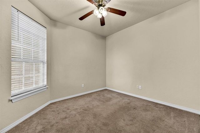 8113 SW Cherokee Ave, Lawton, OK 73505