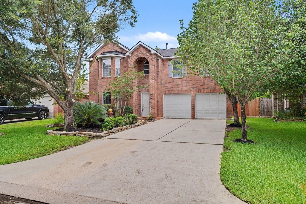 25338 Barmby Drive, Tomball, TX 77375