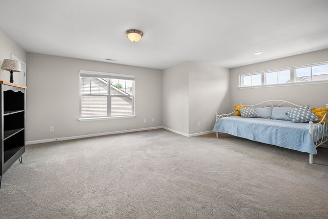 707 Monarchos Bnd, Burns, TN 37029