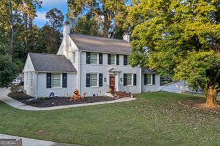 170 Lake Forest Drive, Elberton, GA 30635
