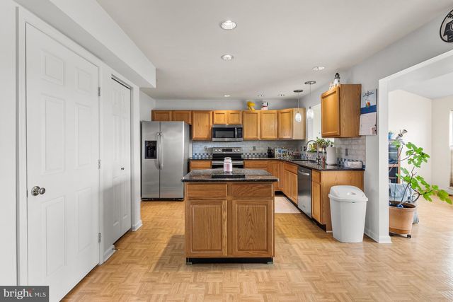 4 W LEXTON RD, New Castle, DE 19720