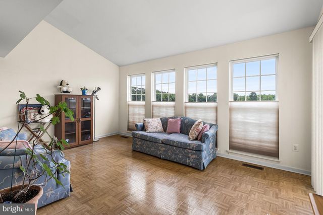 4 W LEXTON RD, New Castle, DE 19720