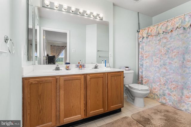 4 W LEXTON RD, New Castle, DE 19720