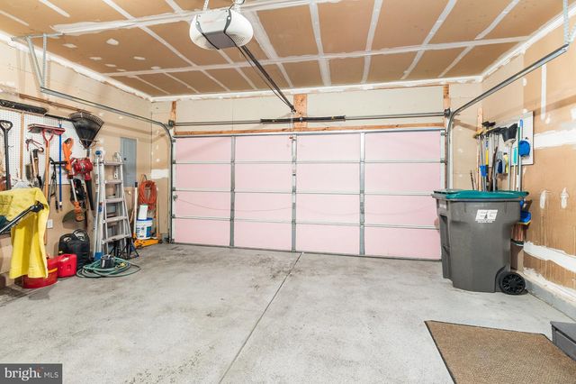 4 W LEXTON RD, New Castle, DE 19720